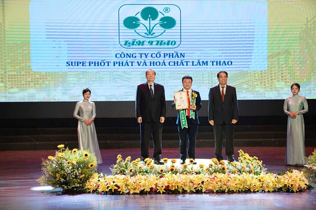 Supe Lâm Thao nhận cú đúp giải thưởng tại “Thương hiệu tiêu biểu châu Á - Thái Bình Dương 2024”.