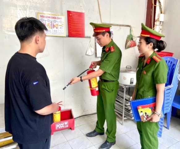 Phòng chống cháy nổ tại các xưởng bánh mùa Trung thu