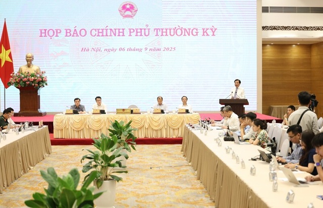 Nhóm ngành hàng nào đóng góp lớn cho tăng trưởng xuất khẩu?