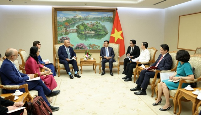 WHO tiếp tục đồng hành với Việt Nam trong chăm sóc sức khỏe người dân