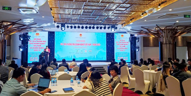 Việt Nam – Trung Quốc: Kim ngạch thương mại 10 tháng vượt 208 tỷ USD