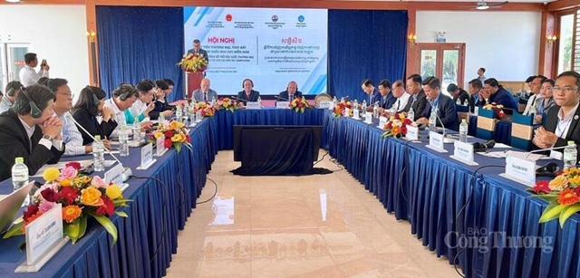 Khai mạc Hội nghị Xúc tiến thương mại Việt Nam – Campuchia