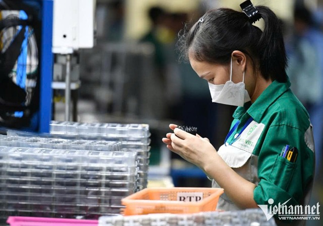 Xuất khẩu tăng tốc, lần đầu tiên Việt Nam có nhóm hàng đem về 106 tỷ USD