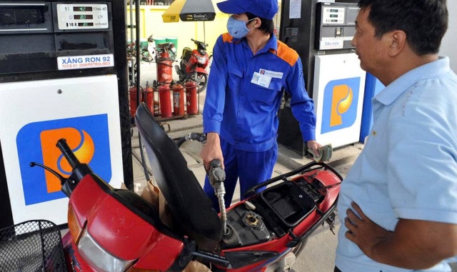 Giá xăng ngày mai có thể tăng lần thứ 2 liên tiếp
