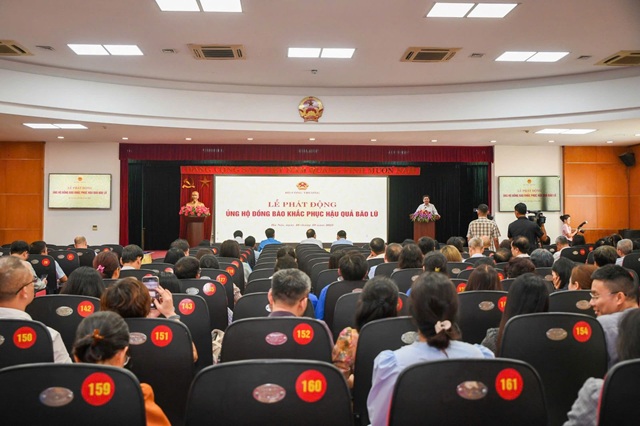 Bộ Công Thương tổ chức phát động quyên góp ủng hộ đồng bào khắc phục hậu quả bão lũ