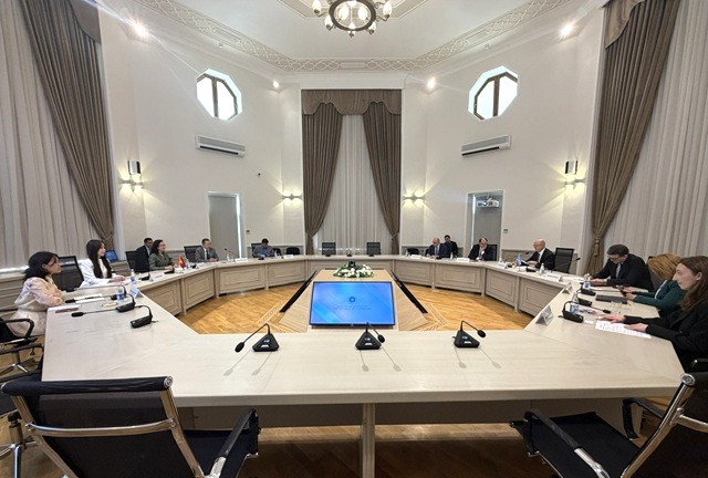 Thứ trưởng Phan Thị Thắng làm việc với Bộ Năng lượng Azerbaijan, thúc đẩy hợp tác kinh tế, thương mại và năng lượng song phương