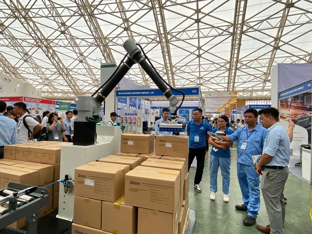 “Chuỗi cung ứng nội địa: Tăng tốc kết nối – đón vận hội mới”