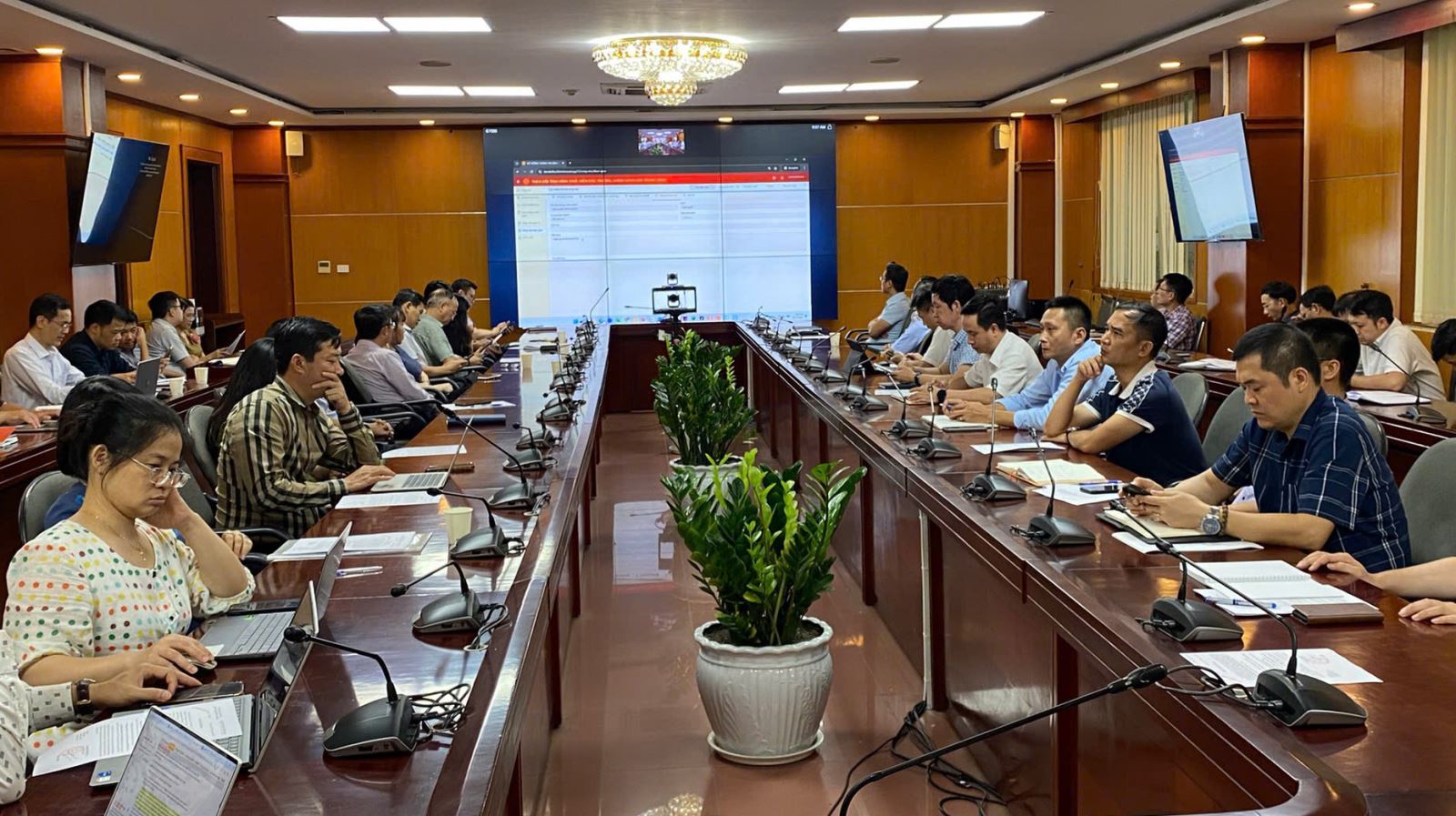 Đảng uỷ Bộ Công Thương tổ chức hội nghị triển khai ứng dụng phần mềm giám sát việc thực hiện các chủ trương, chính sách của Đảng