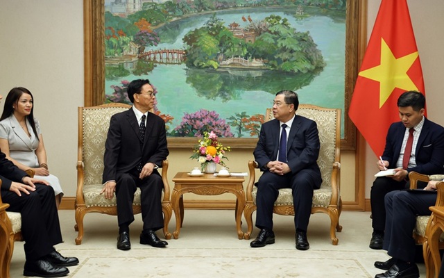 Phó Thủ tướng Thường trực Phạm Gia Túc tiếp Đoàn Hiệp hội Hợp tác quốc tế doanh nghiệp vừa và nhỏ Thượng Hải