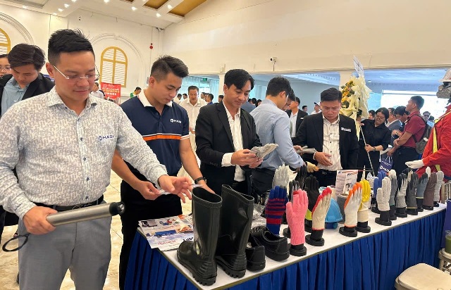 Xây cầu nối kiên cố giữa ngành CNHT và chuỗi cung ứng TP.HCM sau hợp nhất