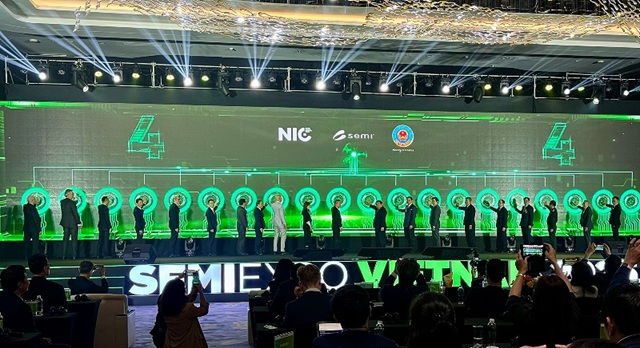 Khai mạc Triển lãm ngành công nghiệp bán dẫn Việt Nam SEMI-Expo 2025