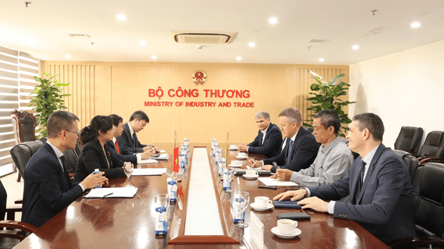 Thứ trưởng Phan Thị Thắng tiếp Bộ trưởng Bộ Năng lượng Litva