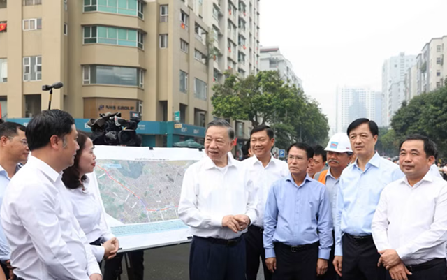 Tổng Bí thư, Chủ tịch nước Tô Lâm kiểm tra tiến độ thi công một số công trình, dự án trọng điểm của Thủ đô