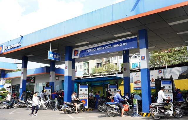 Bộ Công Thương yêu cầu tăng kiểm tra kinh doanh xăng dầu trước diễn biến phức tạp của tình hình quốc tế