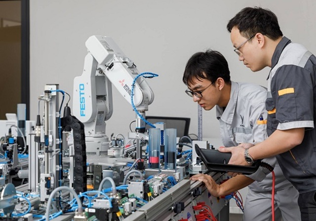 Công nghiệp chế tạo giữ đà tăng trưởng hướng tới mục tiêu quý IV/2026