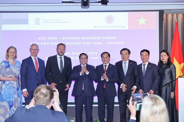 Thủ tướng: Hợp tác giữa các doanh nghiệp Việt Nam - Estonia có sự bảo đảm của hai Chính phủ