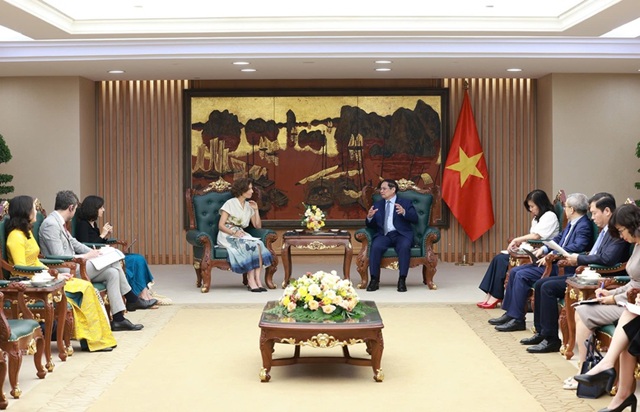 Tổng Giám đốc UNESCO: Sẵn sàng cùng Việt Nam chia sẻ tầm nhìn chiến lược về văn hóa ra thế giới
