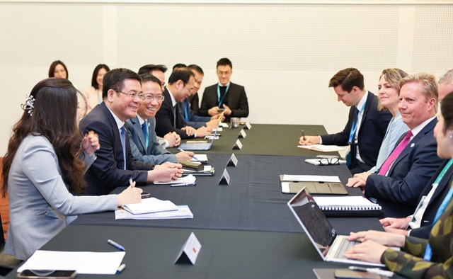 Bộ trưởng Nguyễn Hồng Diên làm việc với Bộ trưởng Thương mại New Zealand