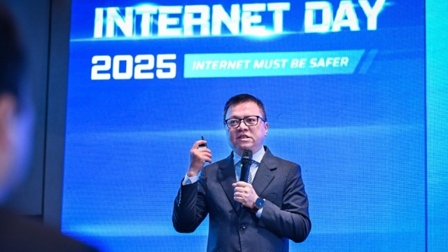 Internet Day 2025: Kiến tạo không gian số tin cậy