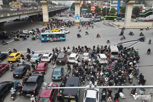 Đô thị thông minh giải quyết 'nỗi đau' từ kẹt xe đến đi viện phải xếp hàng