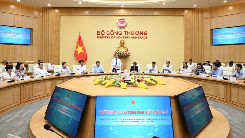 Phát huy vai trò của khoa học, công nghệ và đổi mới sáng tạo trong thực hiện nhiệm vụ tái cơ cấu ngành Công Thương