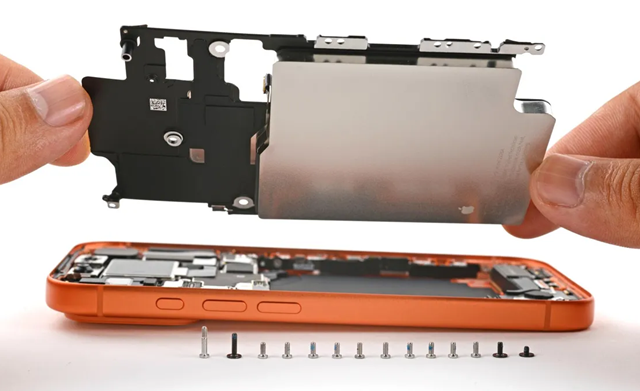 Apple bán linh kiện và dụng cụ sửa chữa iPhone 17, người dùng tự sửa tại nhà Apple bán linh kiện và dụng cụ sửa chữa iPhone 17, người dùng tự sửa tại nhà