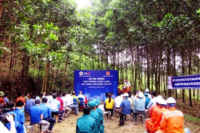 Nhiều hoạt động ý nghĩa, thiết thực của đoàn viên thanh niên Điện lực Thường Xuân