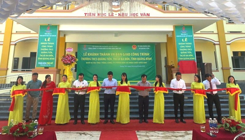 Khánh thành, bàn giao Nhà lớp học và chức năng Trường THCS Quảng Tiên