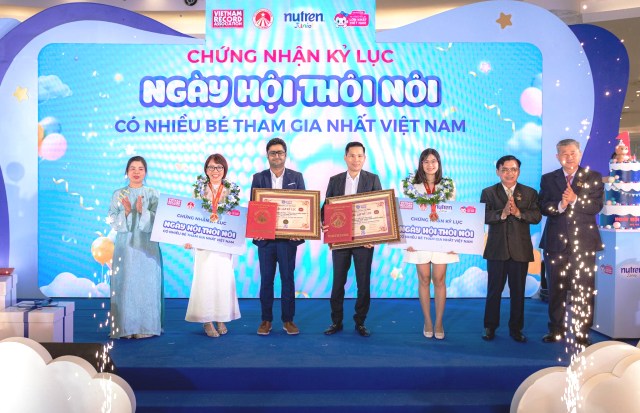 “Ngày hội thôi nôi” quy tụ hàng trăm gia đình, hướng tới xác lập kỷ lục Việt Nam 