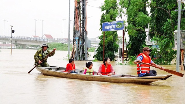 Miền trung ứng phó mưa lũ lịch sử