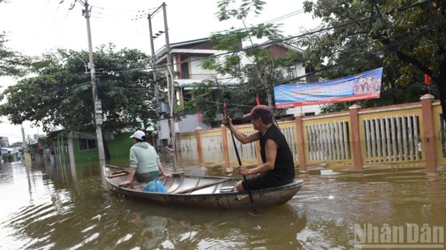 Thời tiết ngày 4/11: Bắc Bộ trời rét; miền trung vẫn mưa to, ngập lụt nhiều khu vực