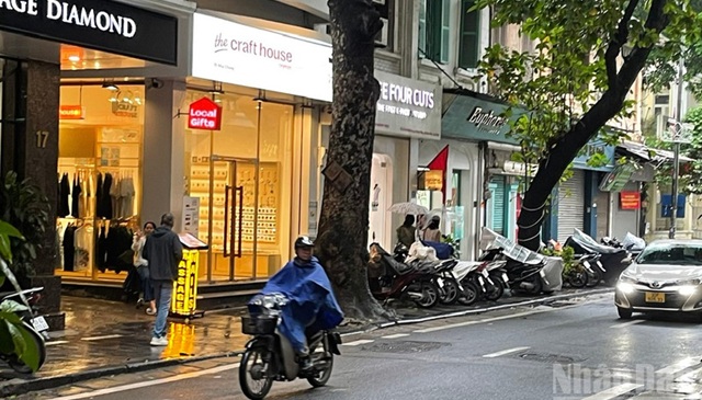 Không khí lạnh tăng cường, từ chiều mai Hà Nội có mưa, trời chuyển rét