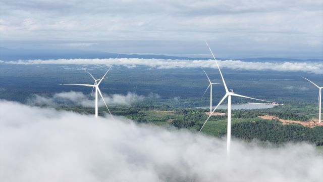 Từ công trường ‘3 không’ đến dòng điện vượt biên giới: Cách Bầu Hiển làm nên kỳ tích Savan 1 trong 16 tháng