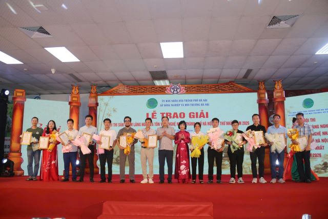 Hà Nội tôn vinh 71 sản phẩm làng nghề và 18 nghệ nhân xuất sắc