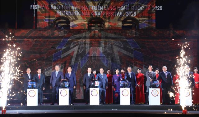 Khai mạc Festival Bảo tồn và Phát triển Làng nghề Quốc tế 2025