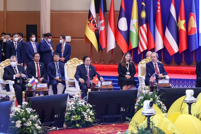 Thủ tướng dự Đối thoại Toàn cầu ASEAN: Bảo đảm các cân bằng chiến lược